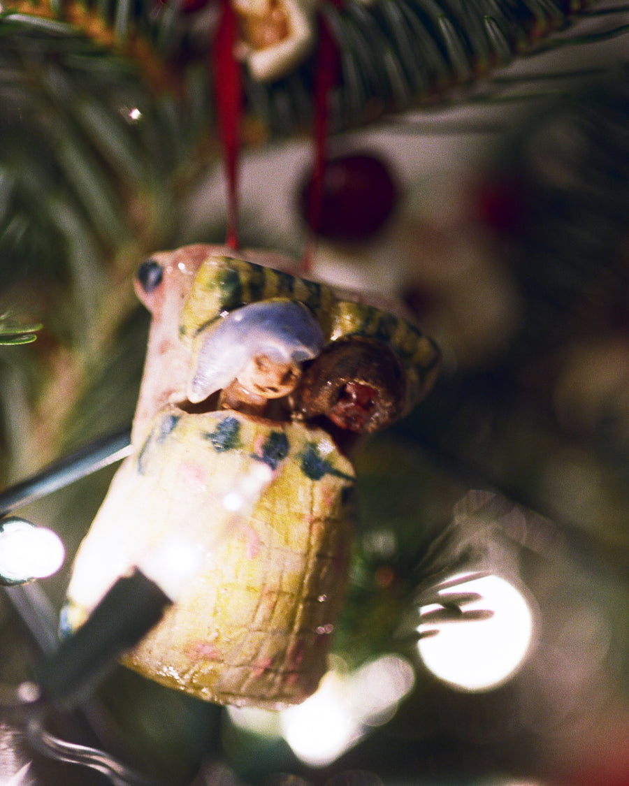 Sleepy girls Ornament